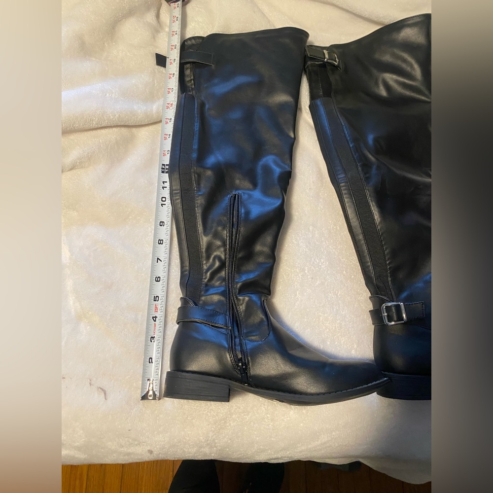 LAST CHANCE Black over the knee boots - Picture 5 of 5